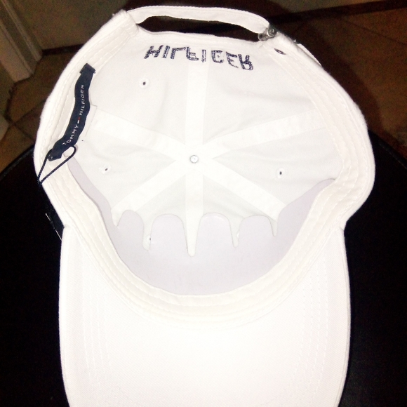 BNWT Tommy Hilfiger Baseball Hat - Picture 2 of 2